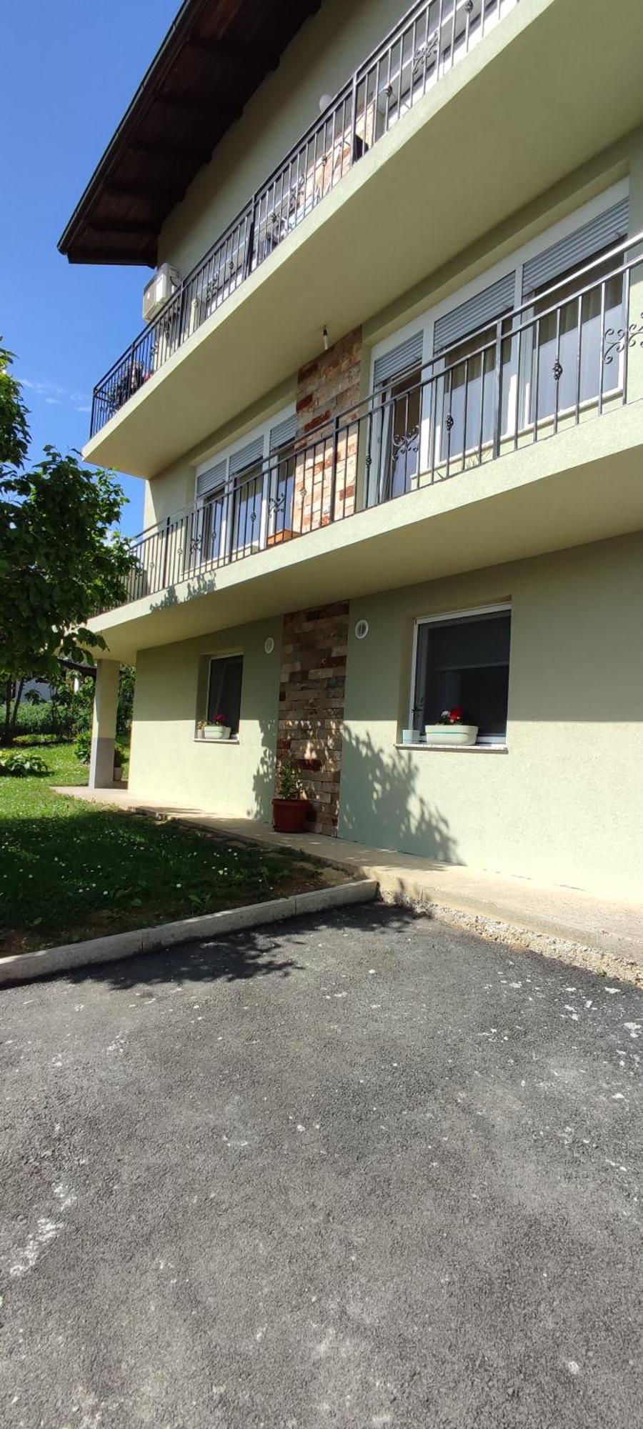 Apartman Ela Μπάνια Λούκα Εξωτερικό φωτογραφία